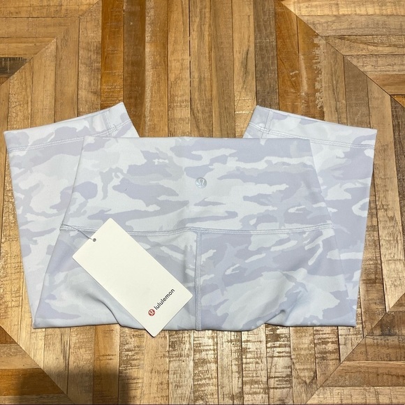 Lululemon Wunder Under 10” Biker Shorts - Picture 6 of 9